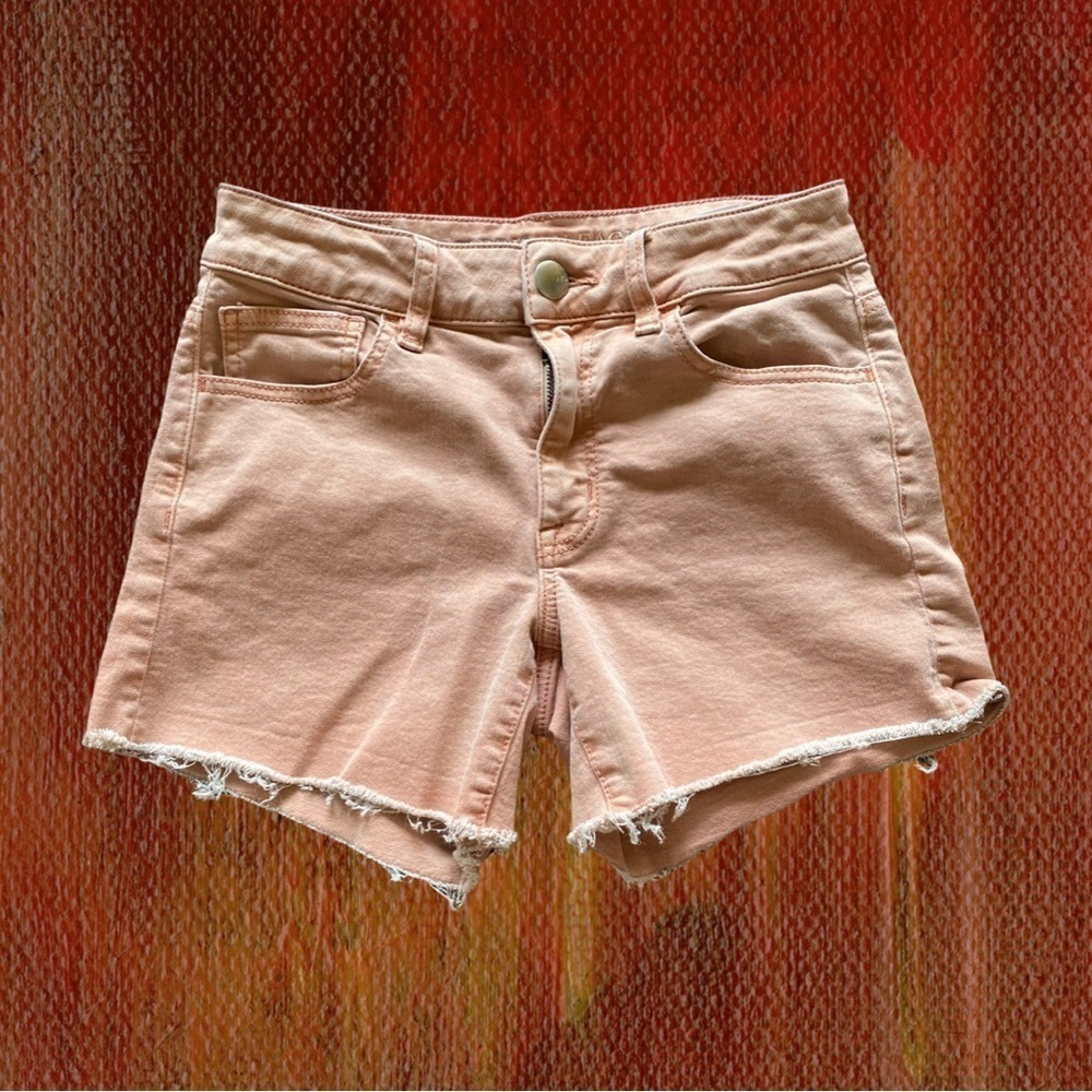 AMERICAN EAGLE Women’s High Rise Shortie Shorts